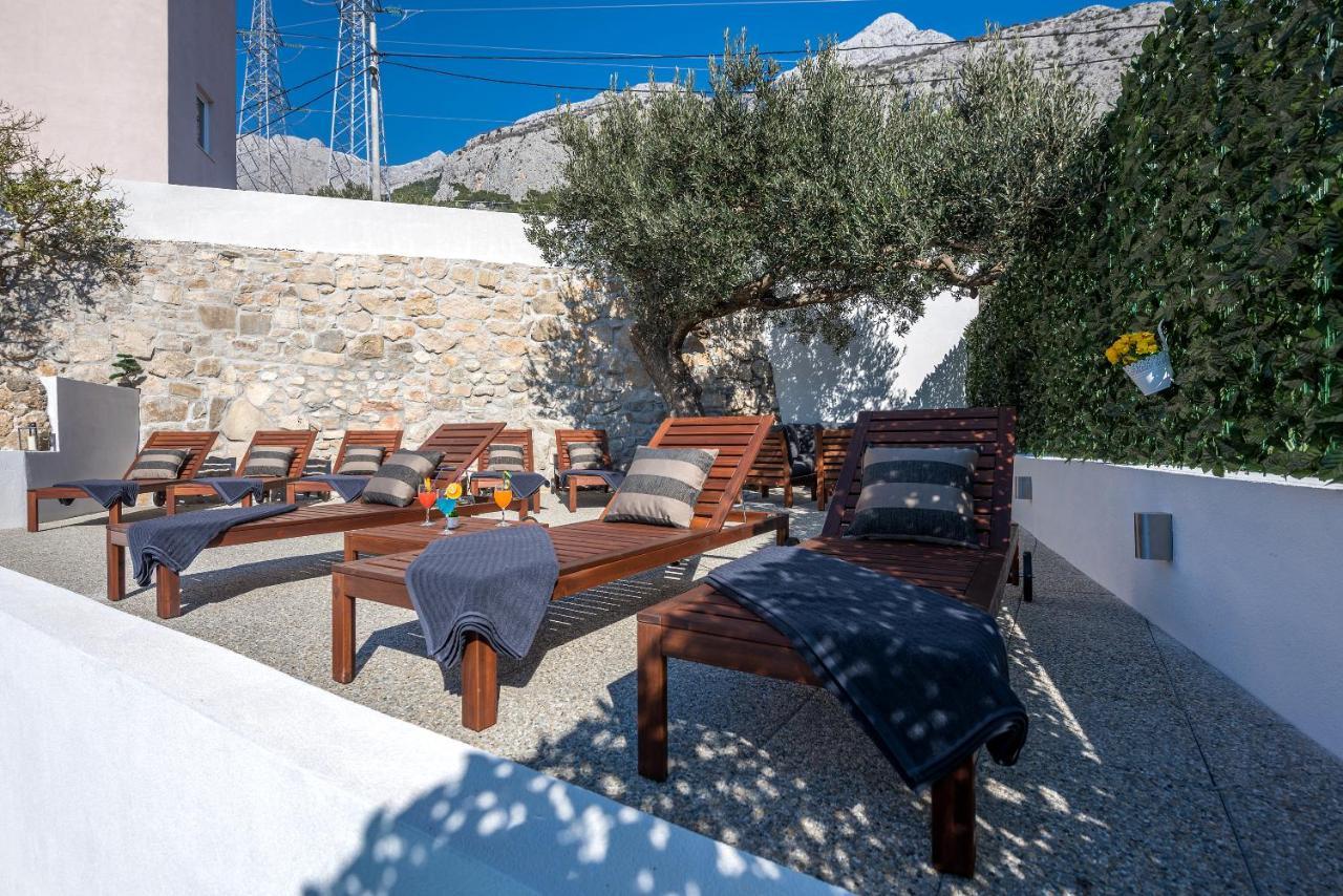 Villa Petra Apartment With Private Pool Makarska Bagian luar foto