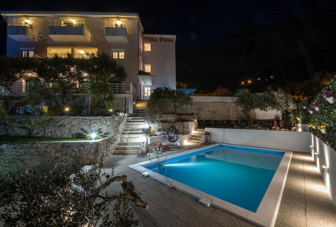 Villa Petra Apartment With Private Pool Makarska Bagian luar foto