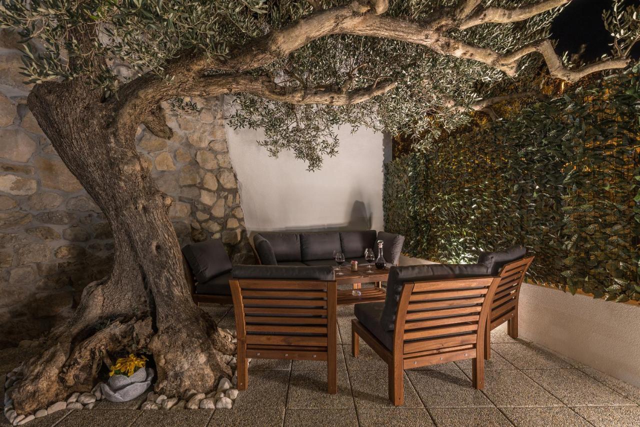 Villa Petra Apartment With Private Pool Makarska Bagian luar foto